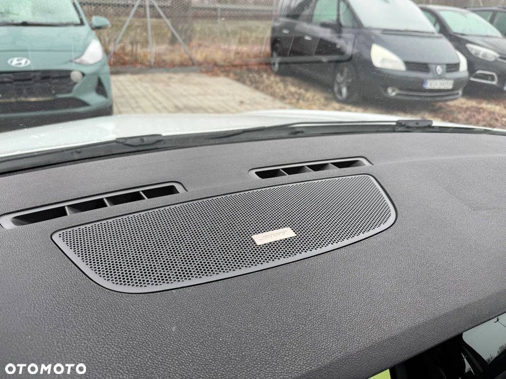 Renault Laguna dCi 110 FAP EDC Bose Edition - 29