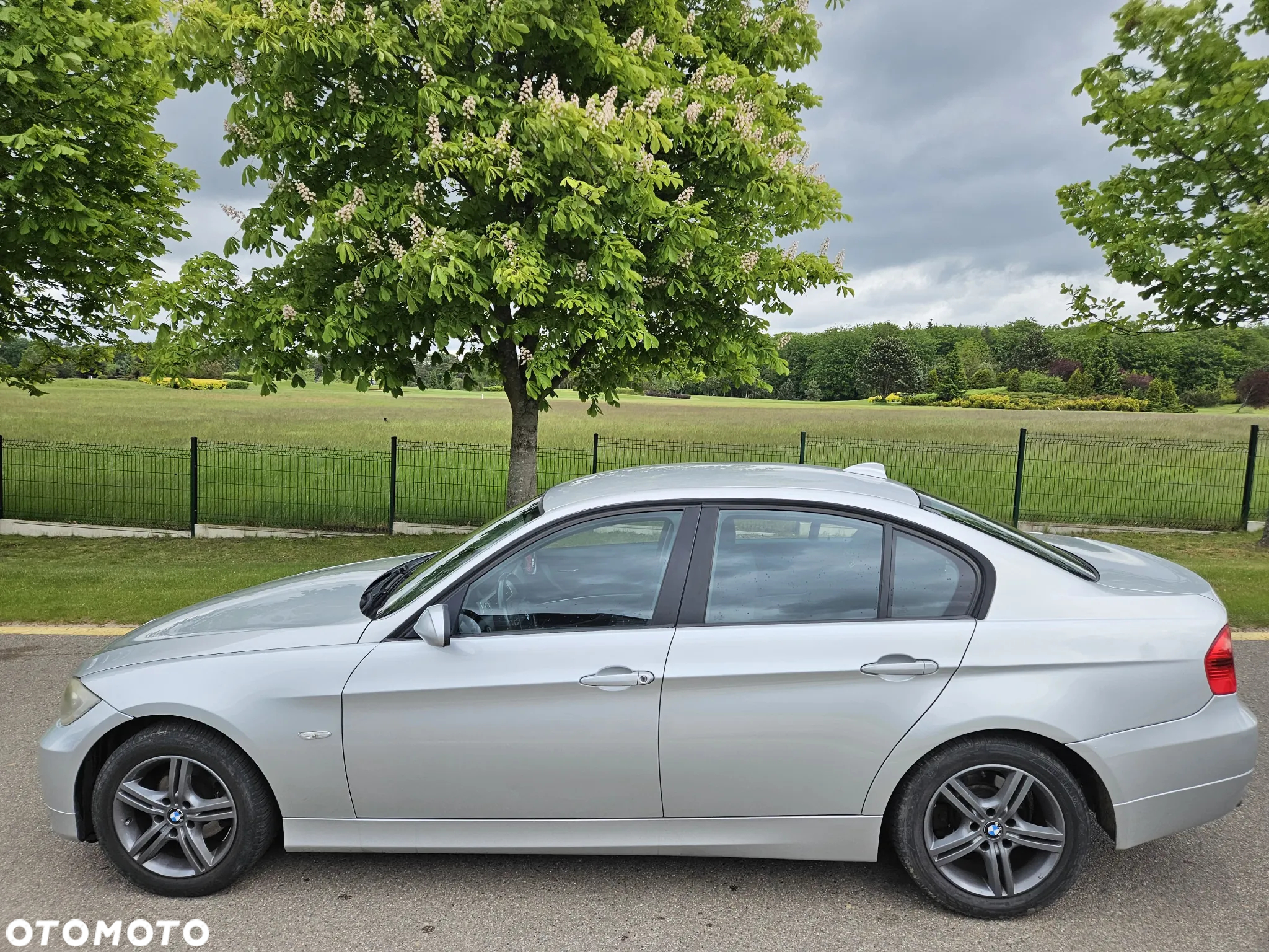 BMW Seria 3 318i - 3