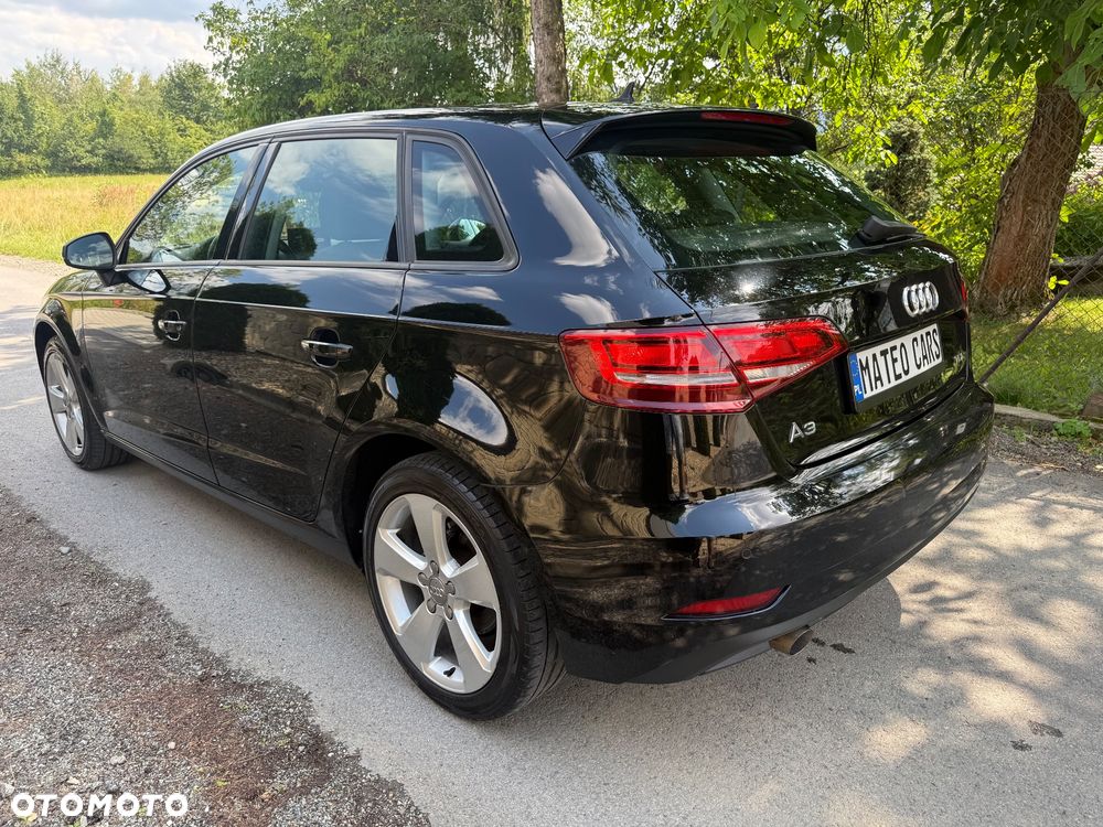 Audi A3 Sportback 1.6 TDI - 11