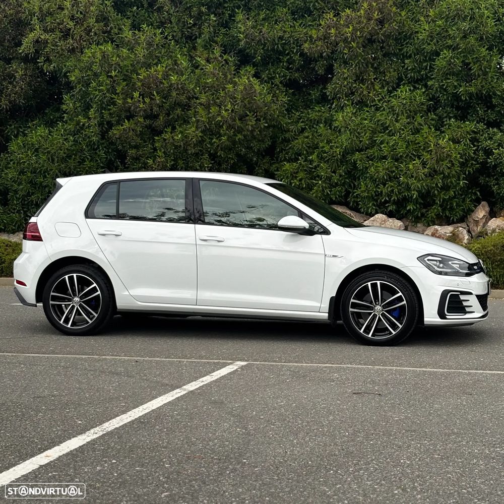 VW Golf 1.4 GTE Plug-In-Hybrid DSG - 5