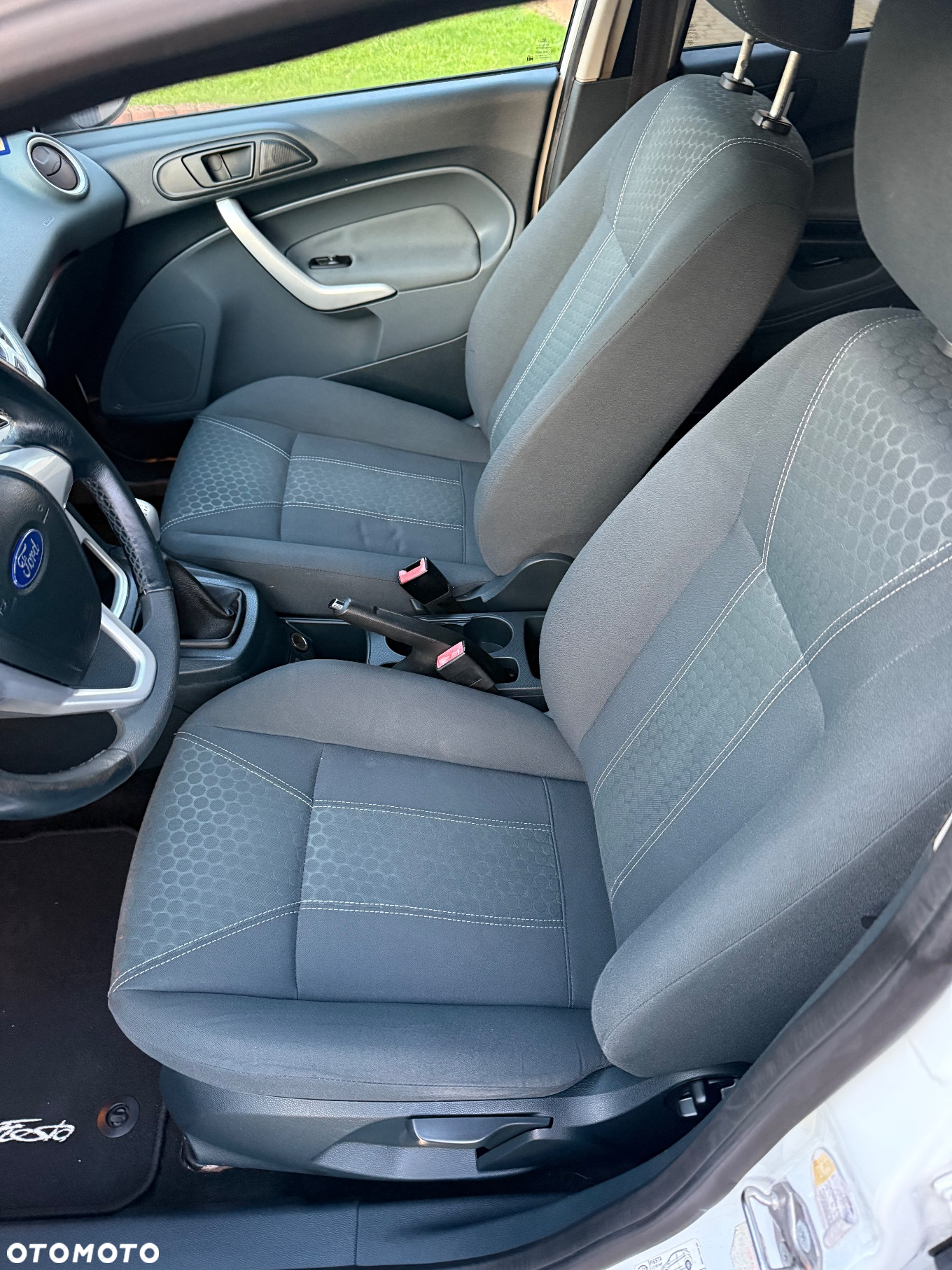 Ford Fiesta - 22