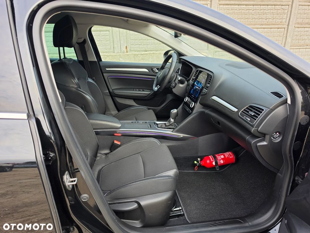 Renault Megane 1.6 E-TECH Plug-In Techno - 11
