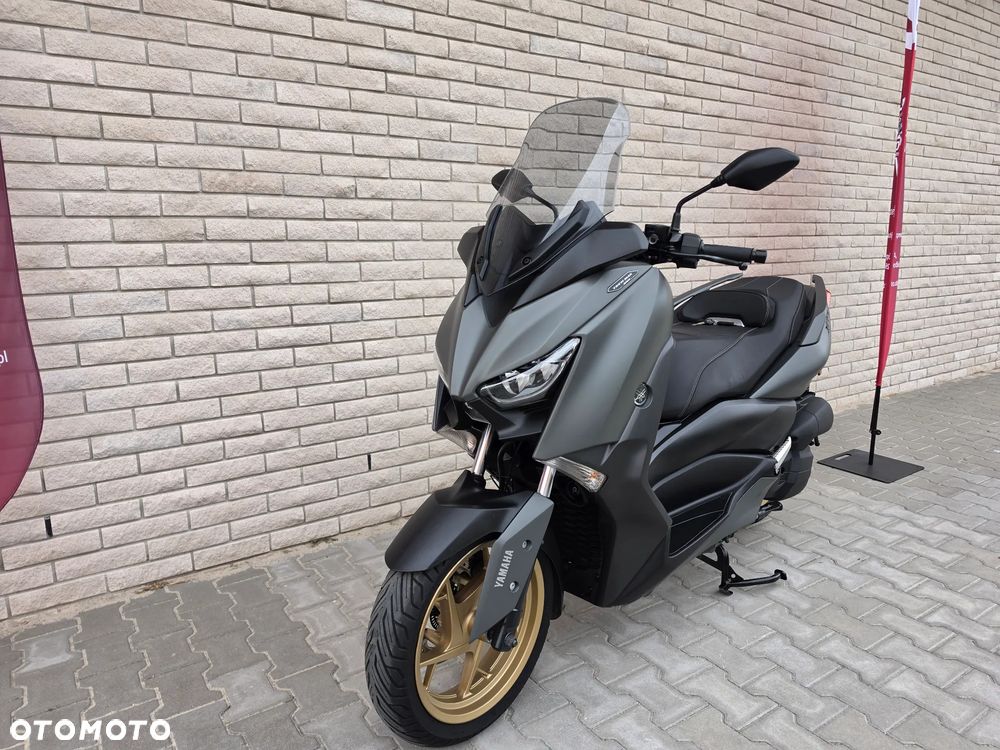 Yamaha X-max - 1