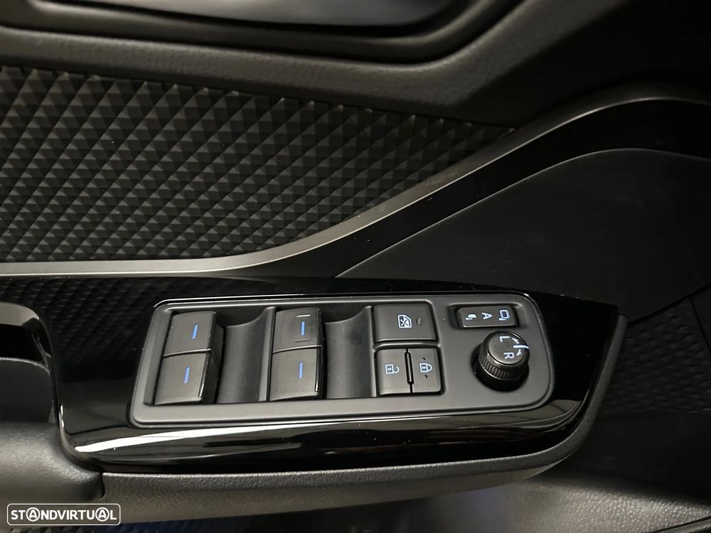 Toyota C-HR 1.8 HSD Exclusive - 17