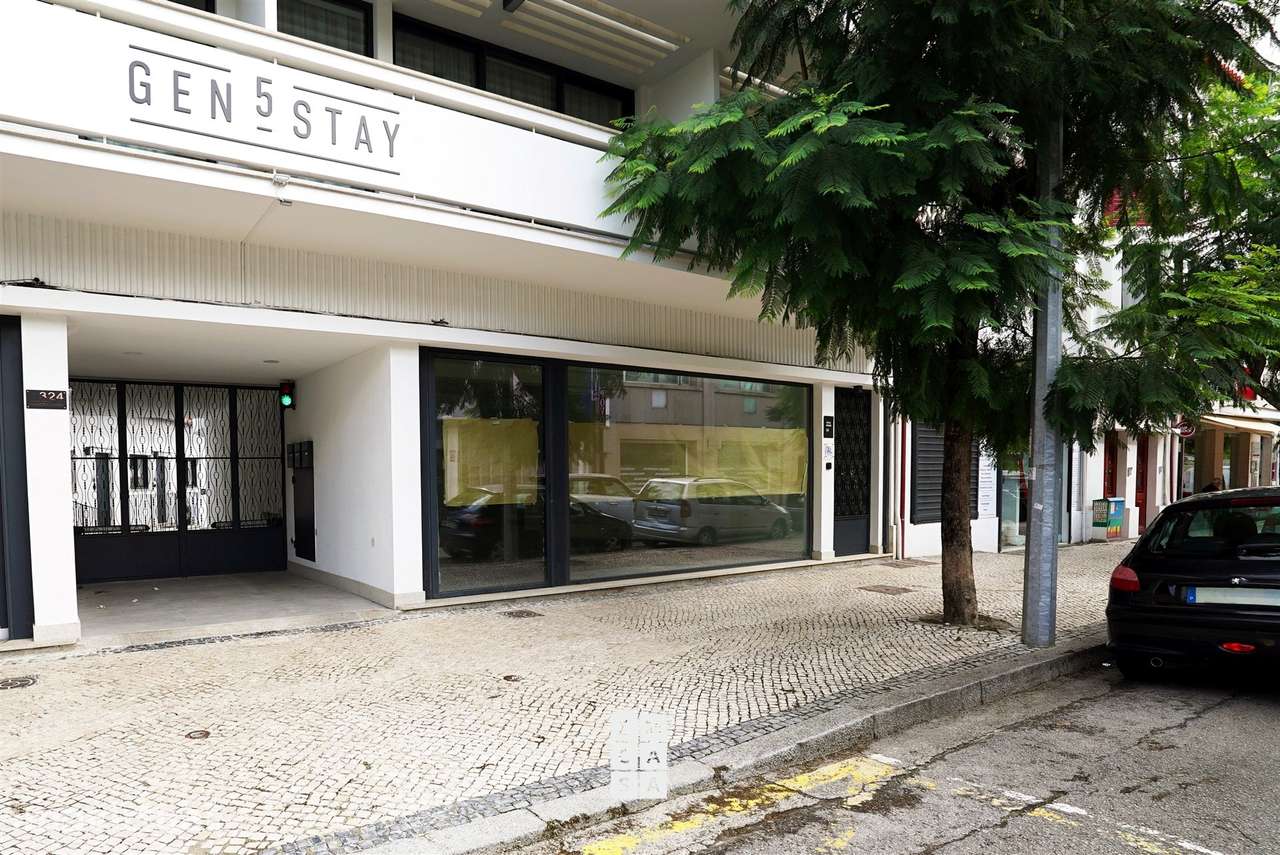 Loja  Arrendamento em Oliveira de Azeméis, Santiago de Riba-Ul, Ul, Ma - Grande imagem: 5/25