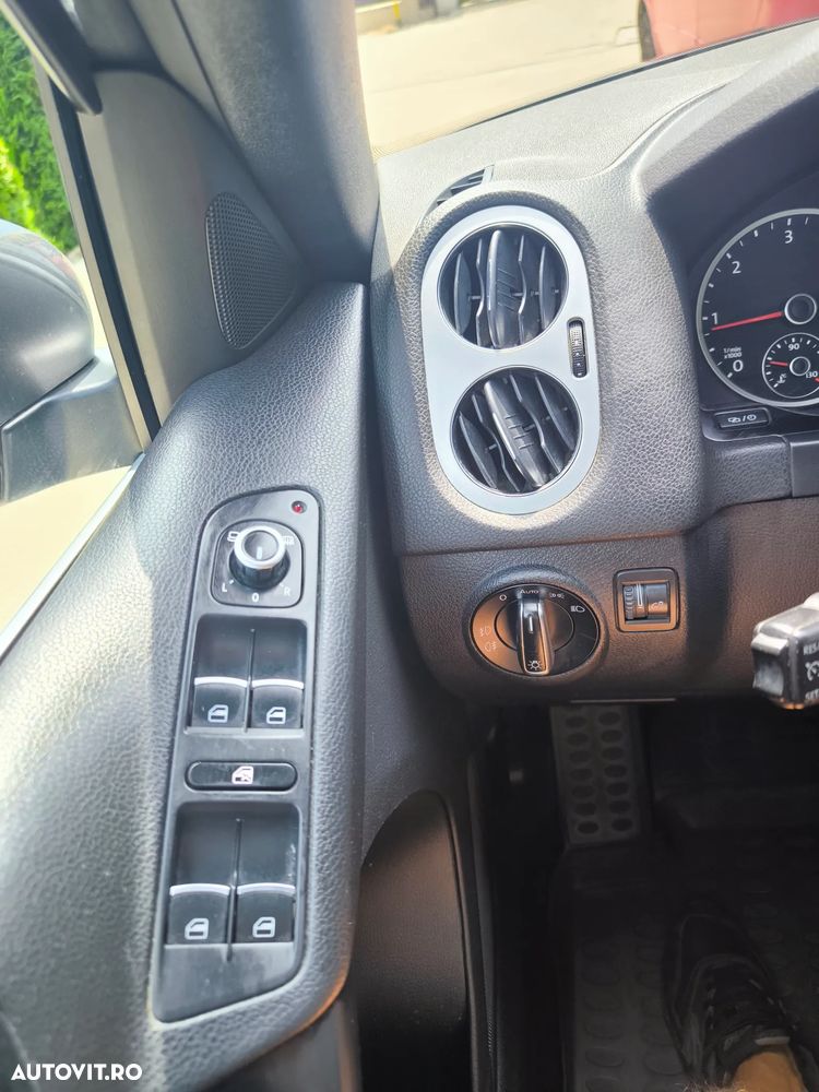 Volkswagen Tiguan 2.0 TDI 4Motion DSG Sport & Style - 15