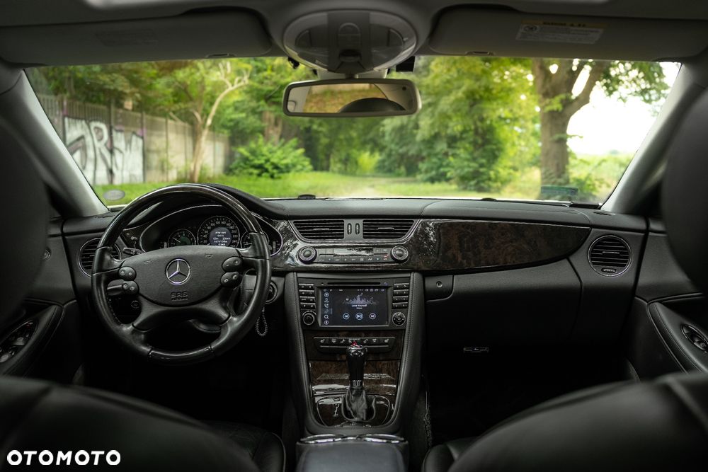 Mercedes-Benz CLS - 15