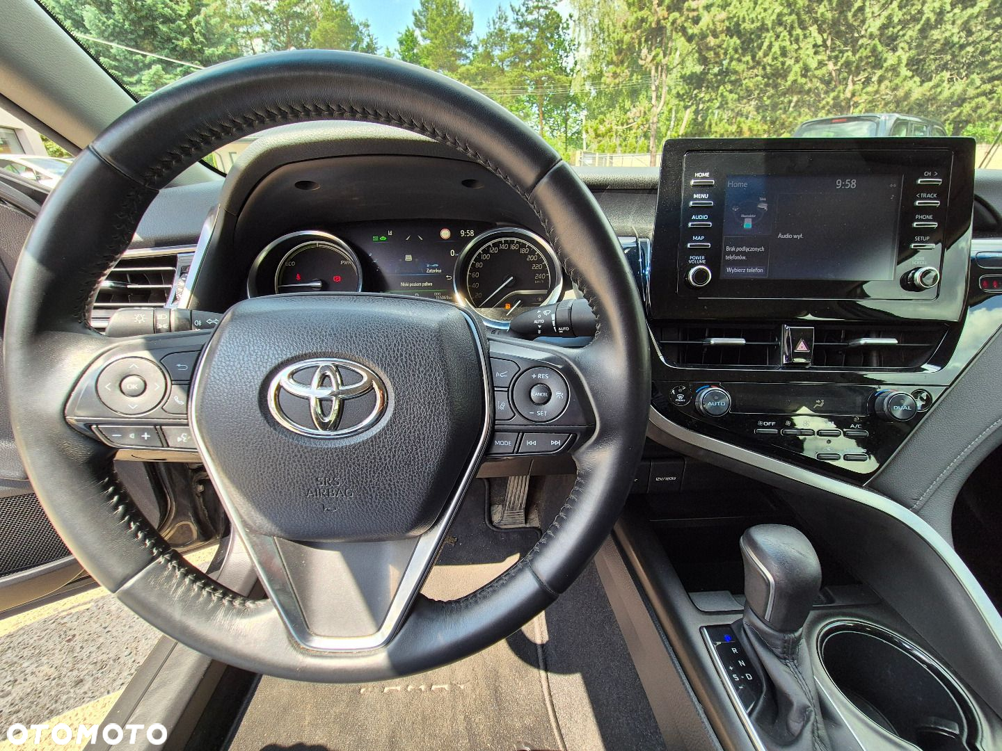 Toyota Camry - 6