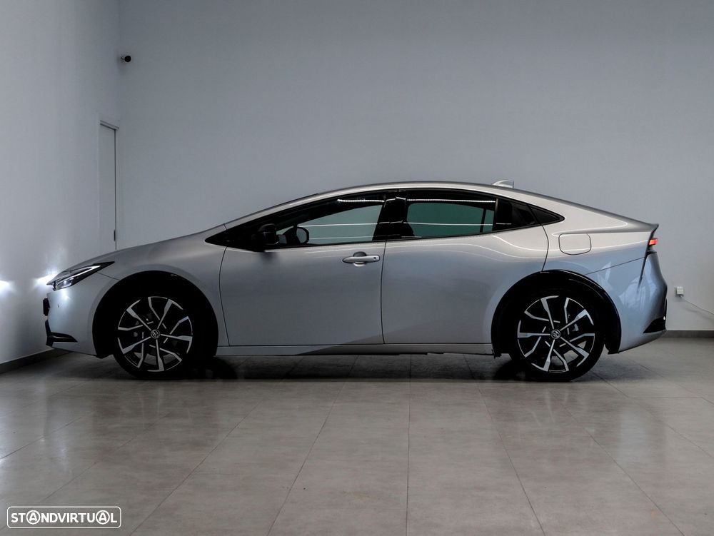Toyota Prius - 3