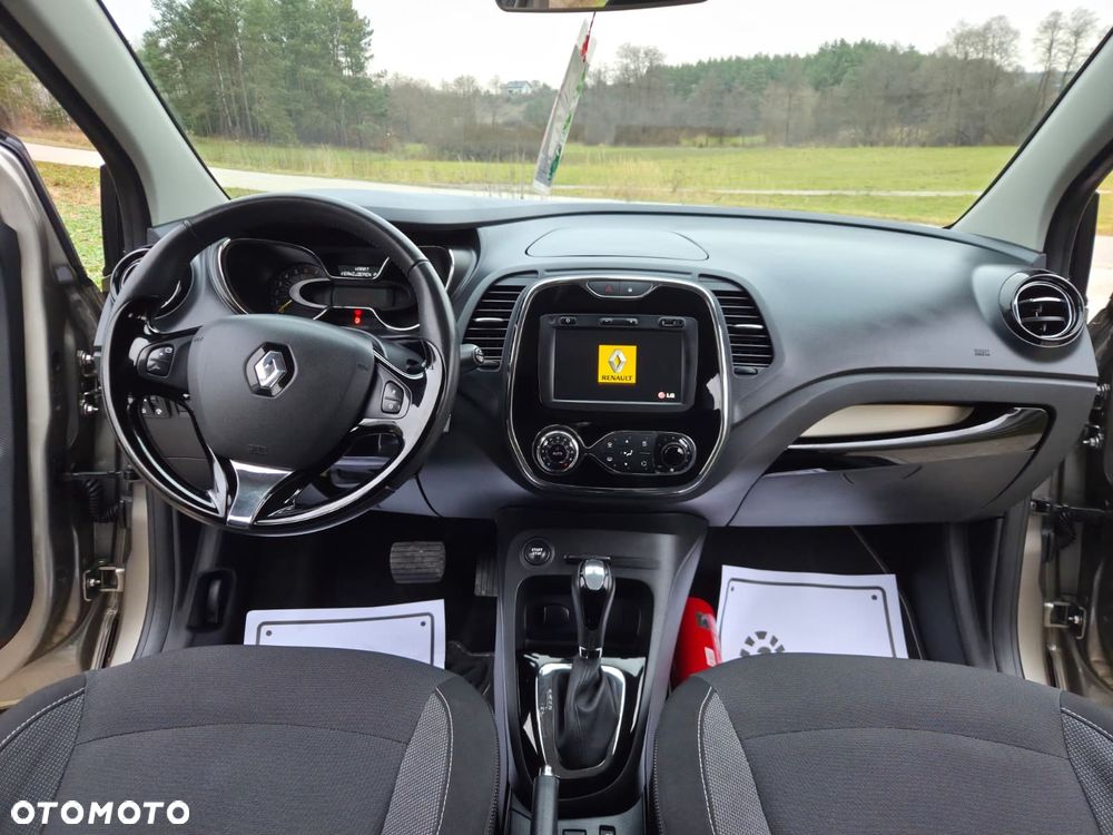 Renault Captur 1.2 TCe Helly Hansen EDC - 15