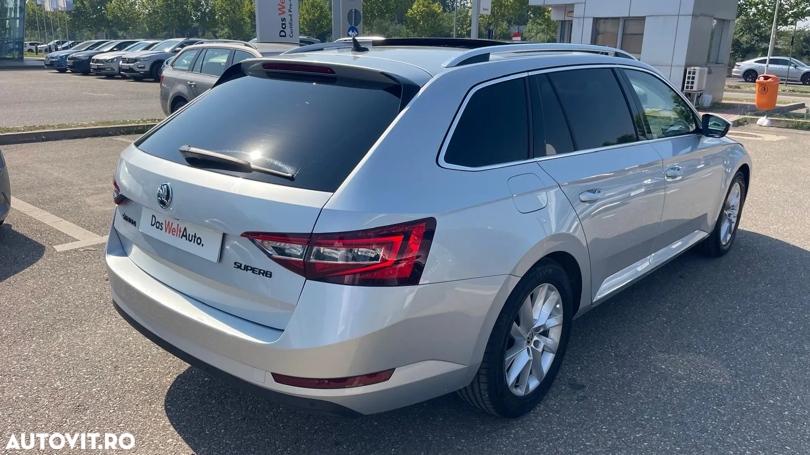 Skoda Superb Combi 2.0 TDI DSG Style - 6
