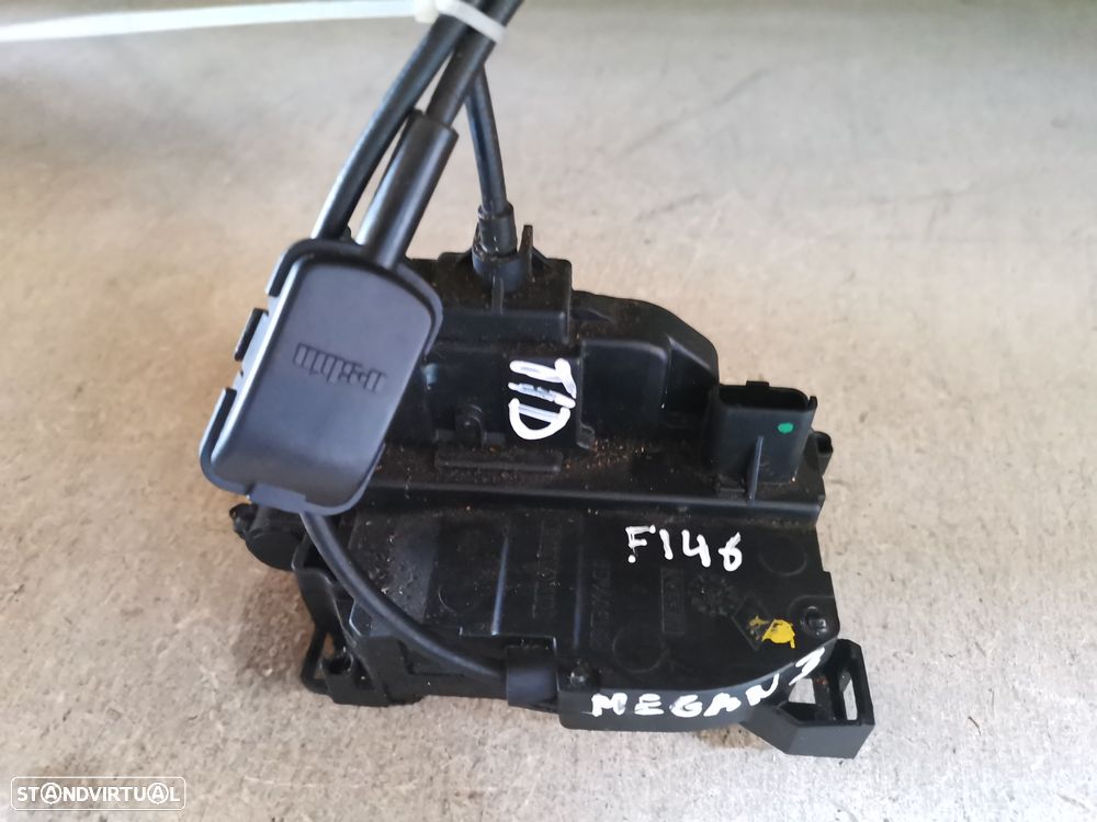 RENAULT MEGANE 3 / III FECHADURA PORTA TRÁS DIREITA - F146 - 2