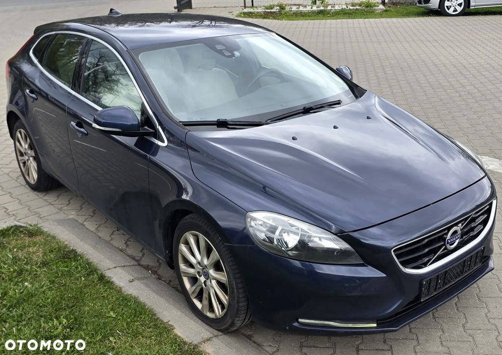 Volvo V40 - 36