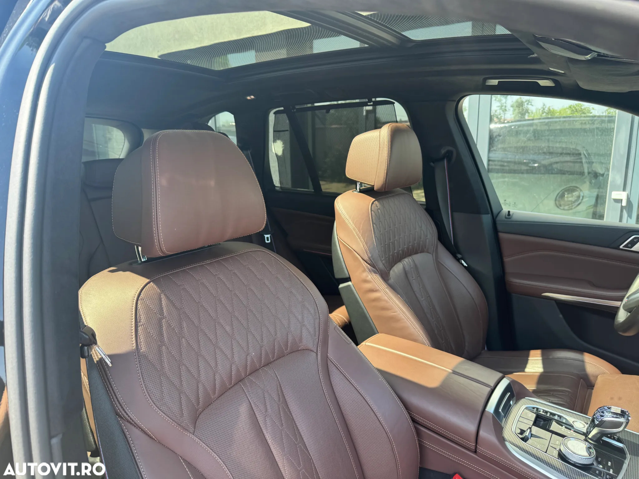 BMW X5 M M50i - 10