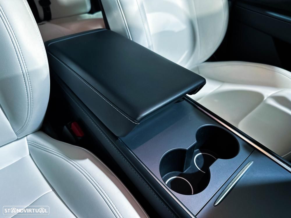 Tesla Model Y Standard - 39