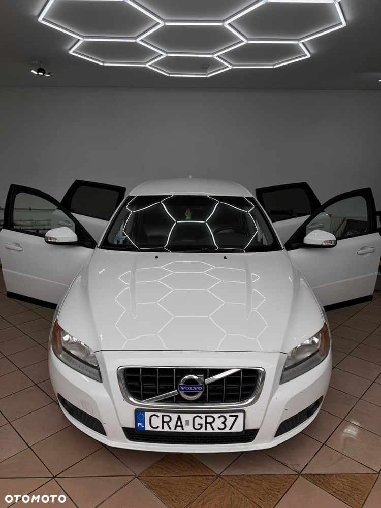 Volvo V70 - 1
