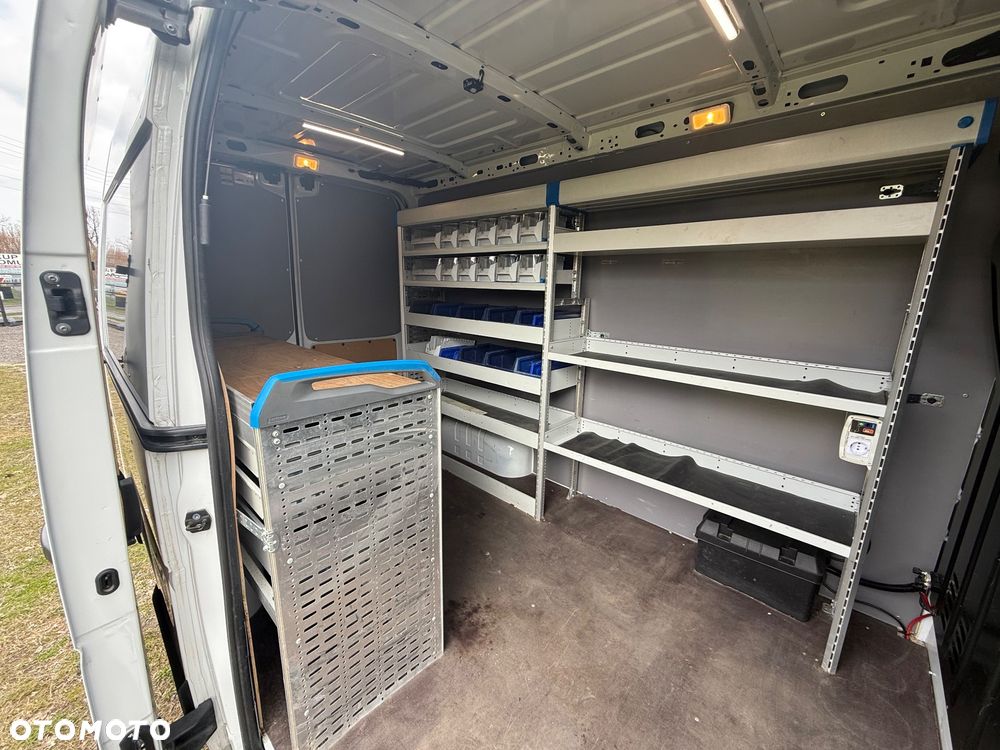 Renault Master L2H2 - 11