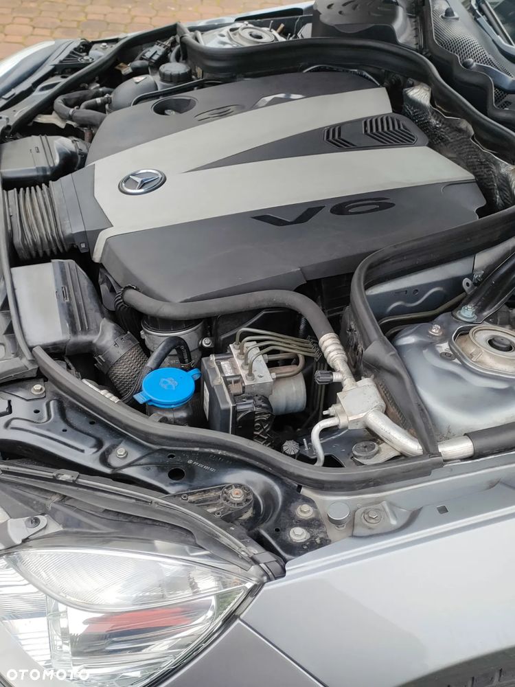 Mercedes-Benz Klasa E 300 CDI DPF BlueEFFICIENCY 7G-TRONIC Avantgarde - 10