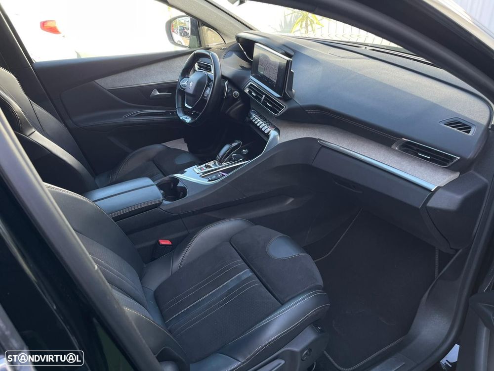 Peugeot 5008 1.5 BlueHDi GT EAT8 - 19