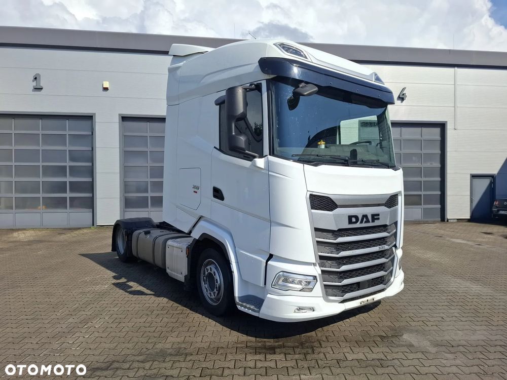 DAF XG 530 FT low deck - 2