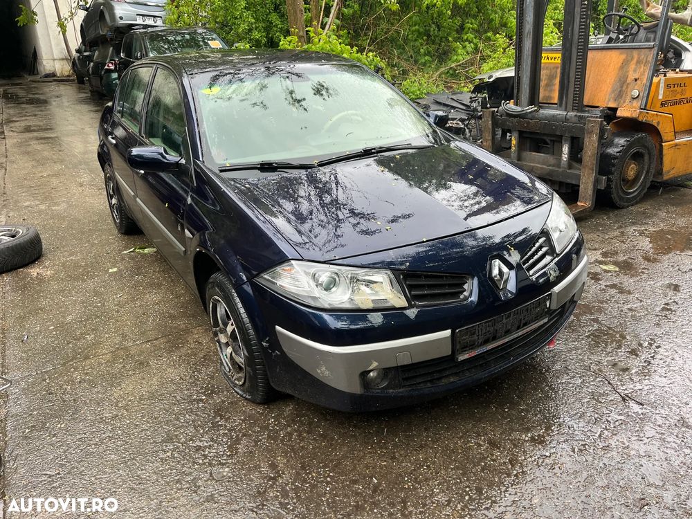 Dezmembrez Renault Megane 2 facelift 2008 albastru inchis 1,6 16V benzina NV472 - 6