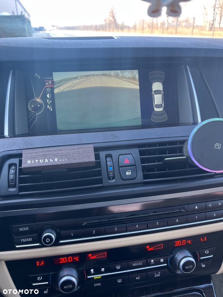 BMW Seria 5 528i xDrive - 19