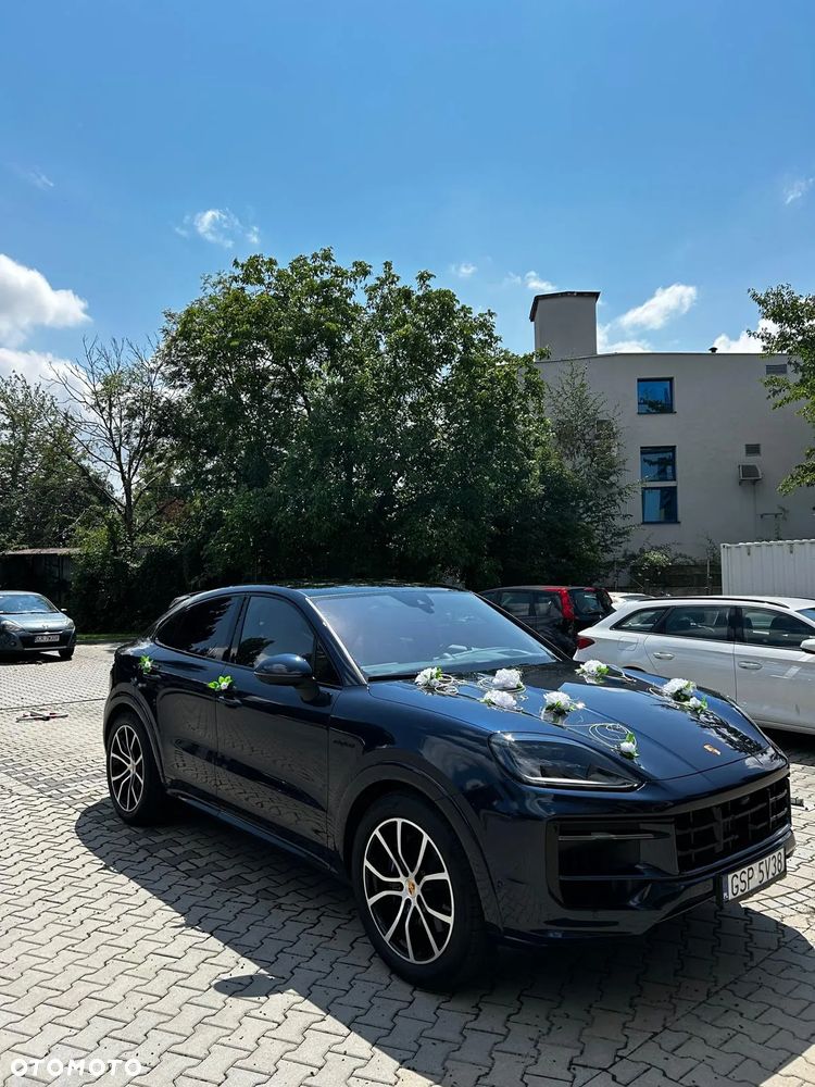Porsche Cayenne Coupe E-Hybrid PHEV - 11