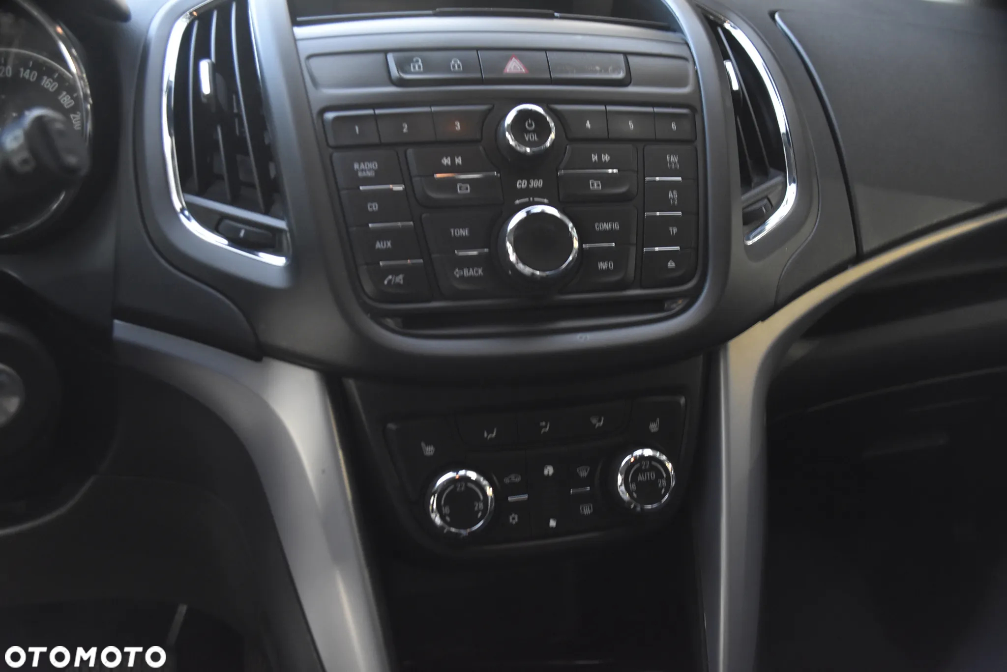 Opel Zafira Tourer 2.0 CDTI Automatik Edition - 17