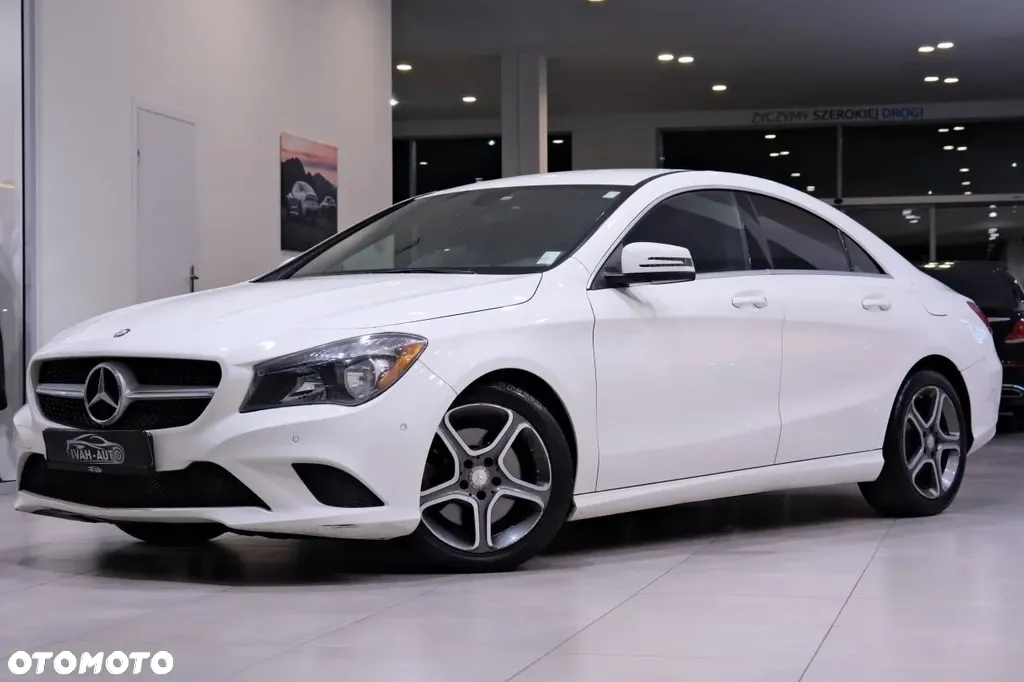 Mercedes-Benz CLA 250 7G-DCT - 20