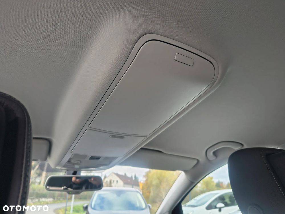 Volkswagen Touran 1.4 TSI Life - 24