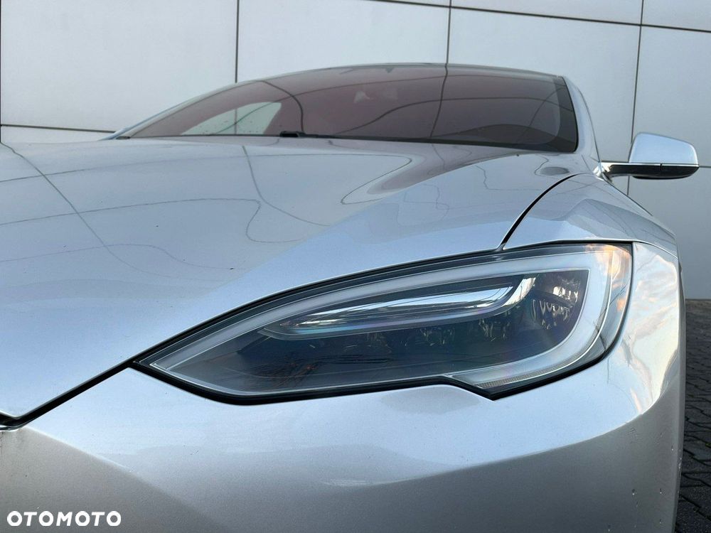 Tesla Model S 75 - 5