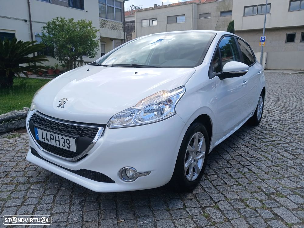 Peugeot 208 1.4 HDi Active - 18