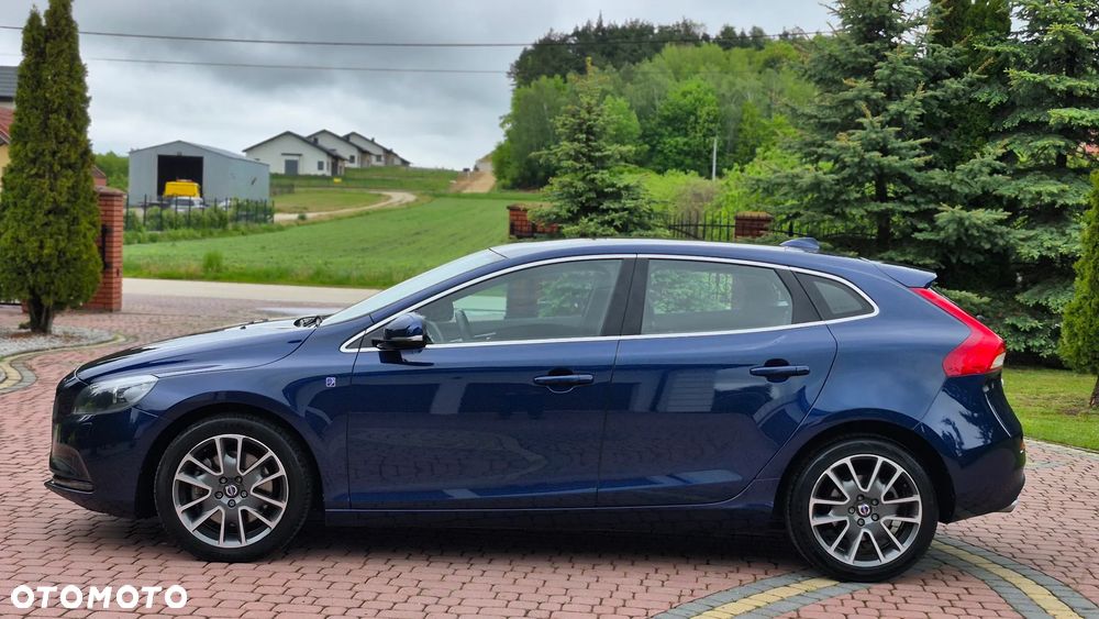 Volvo V40 D4 Ocean Race - 3