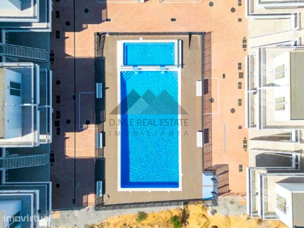Apartamento T0+1 com Garagem e Acesso Direto à Praia - Manta Rota - Grande imagem: 2/43