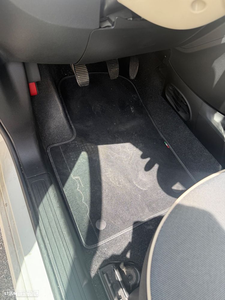 Fiat 500 1.0 Hybrid Lounge - 19