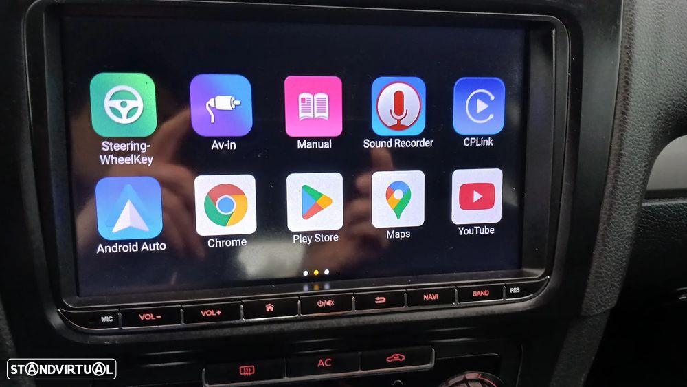 VW Golf 2.0 TDi BlueMotion Confortline - 14