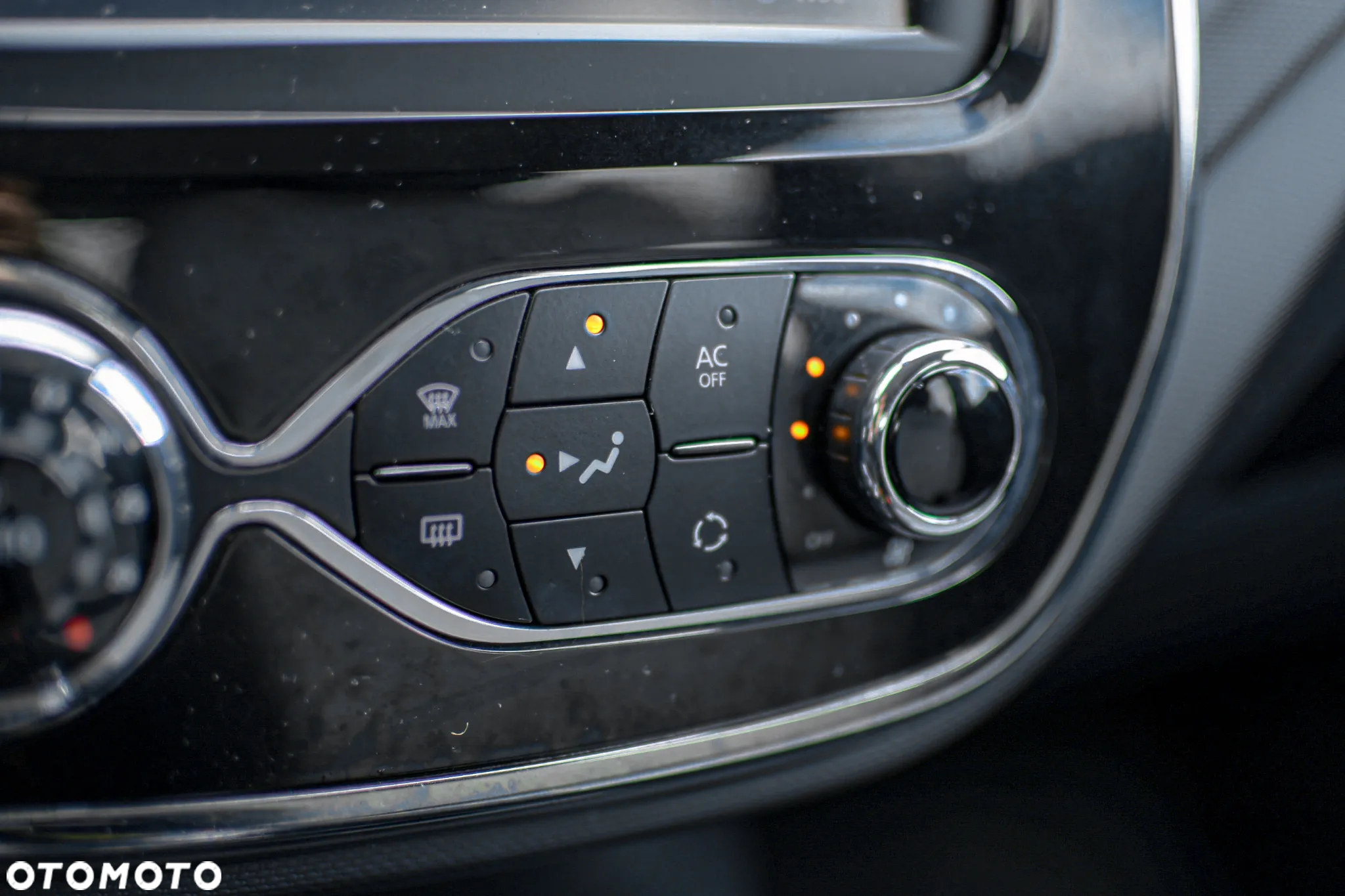 Renault Captur 1.2 TCe Intens EDC - 14