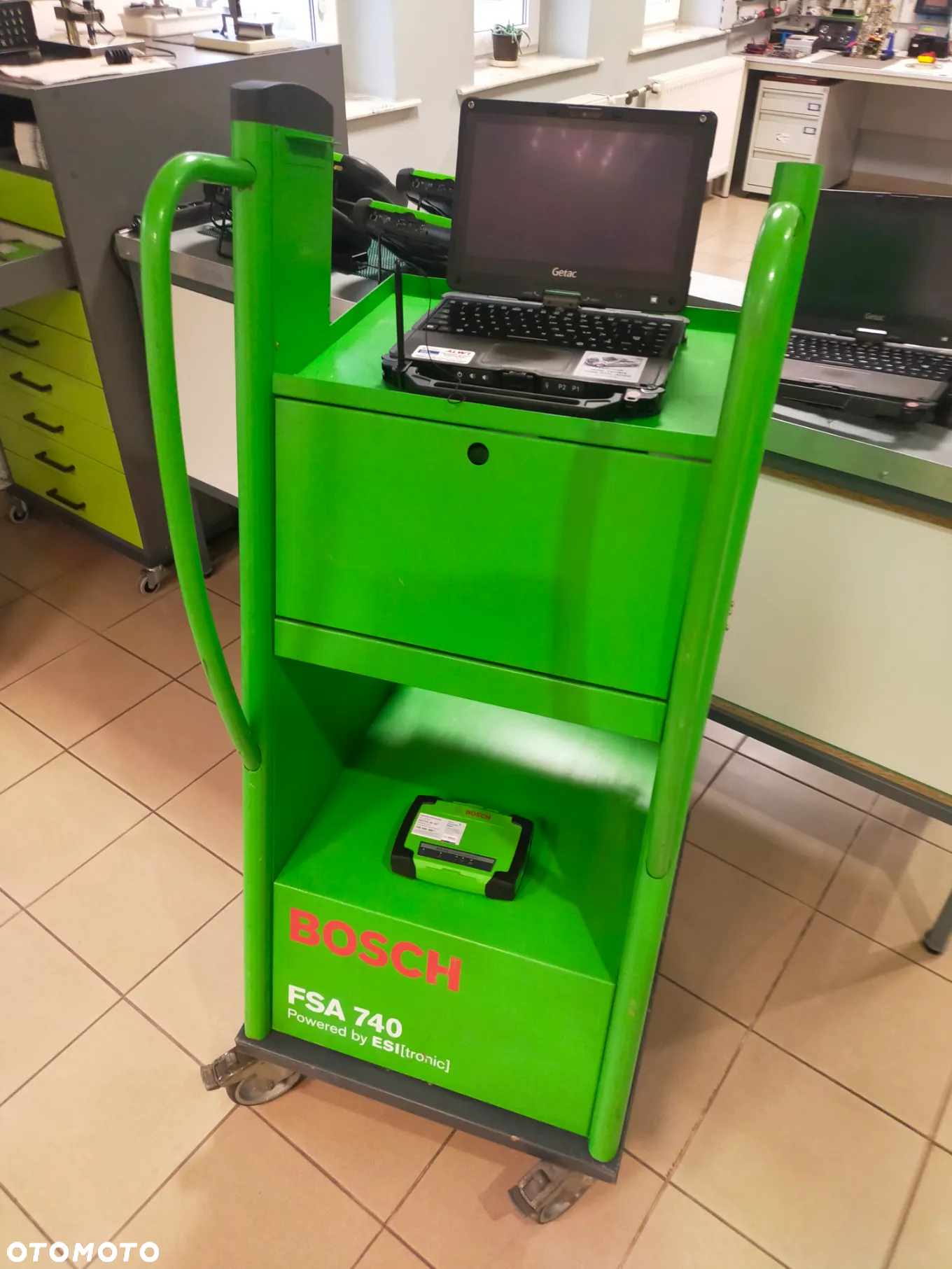 Szafka tester usterek Bosch Regał Bosch - 14