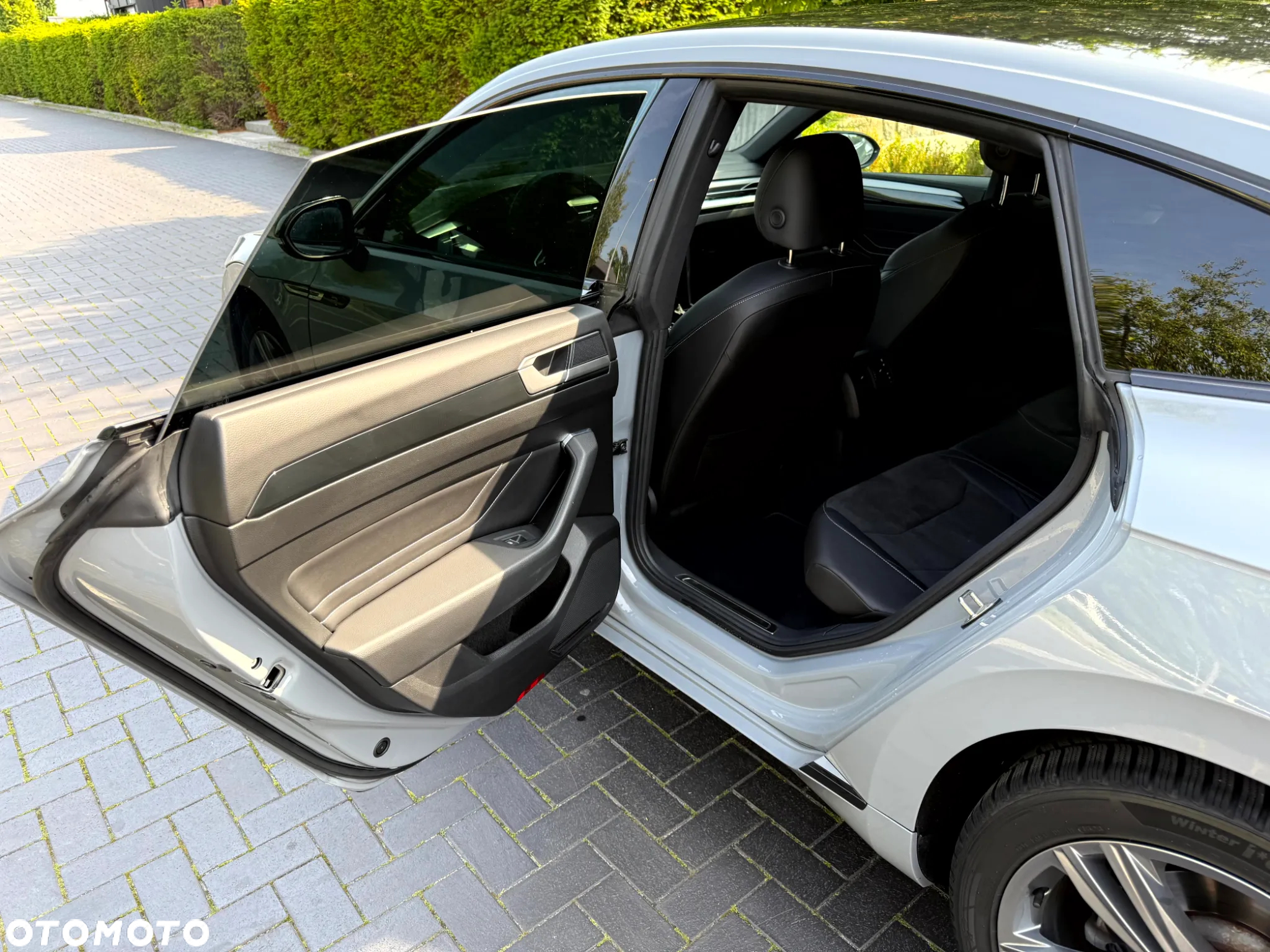 Volkswagen Arteon 2.0 TSI R-Line DSG - 28