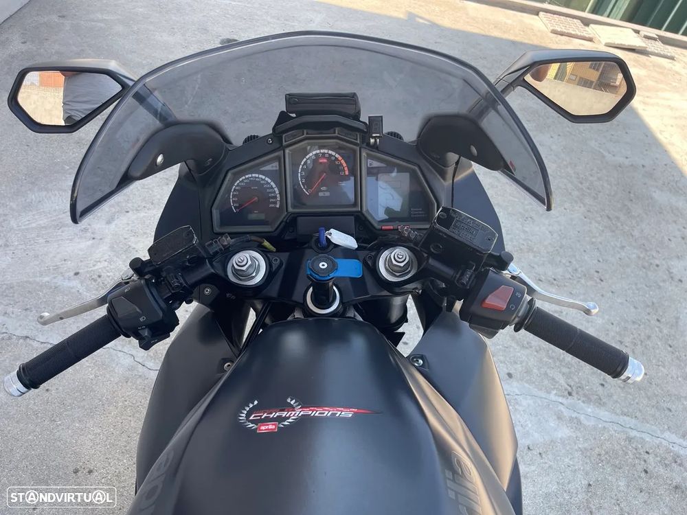 Aprilia RST RST 1000 Futura - 5