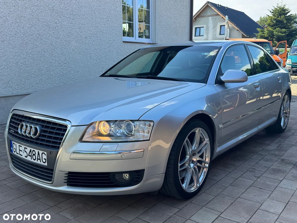 Audi A8 3.2 FSI Quattro - 1