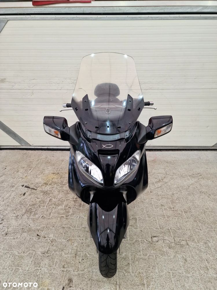 Suzuki Burgman - 15