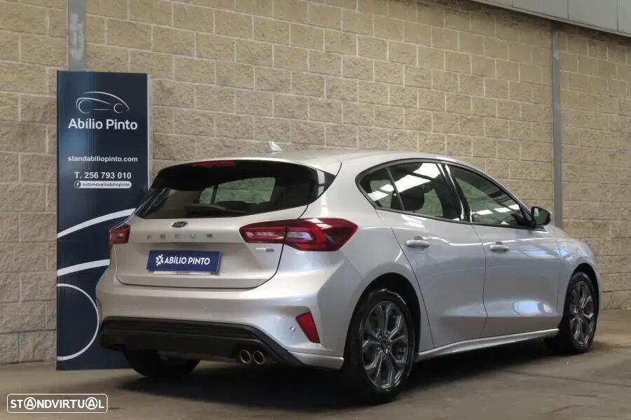 Ford Focus 1.0 EcoBoost MHEV ST-Line - 18