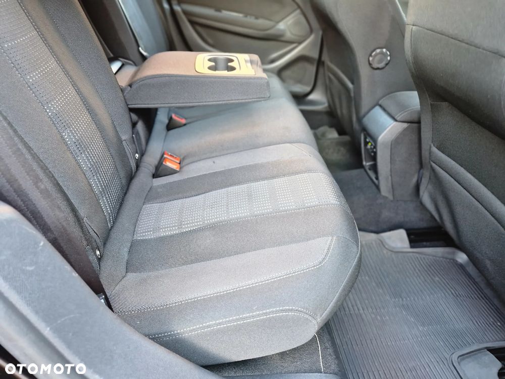 Peugeot 308 SW 1.6 BlueHDi Allure S&S - 34
