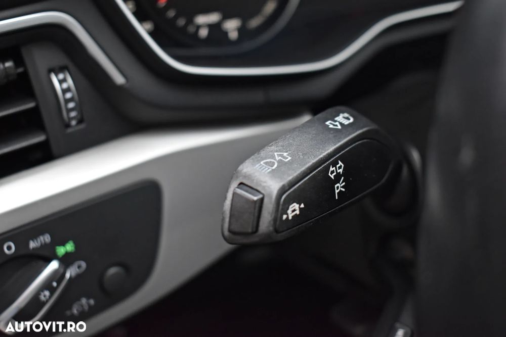 Audi A4 Limuzina 40 TDI S tronic quattro sport - 15