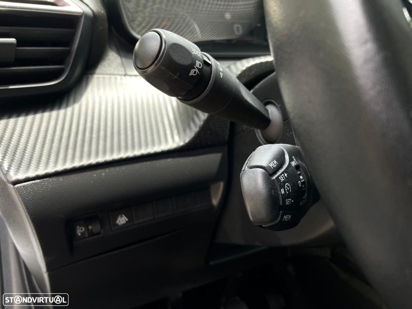 Peugeot 208 1.2 PureTech Active - 11