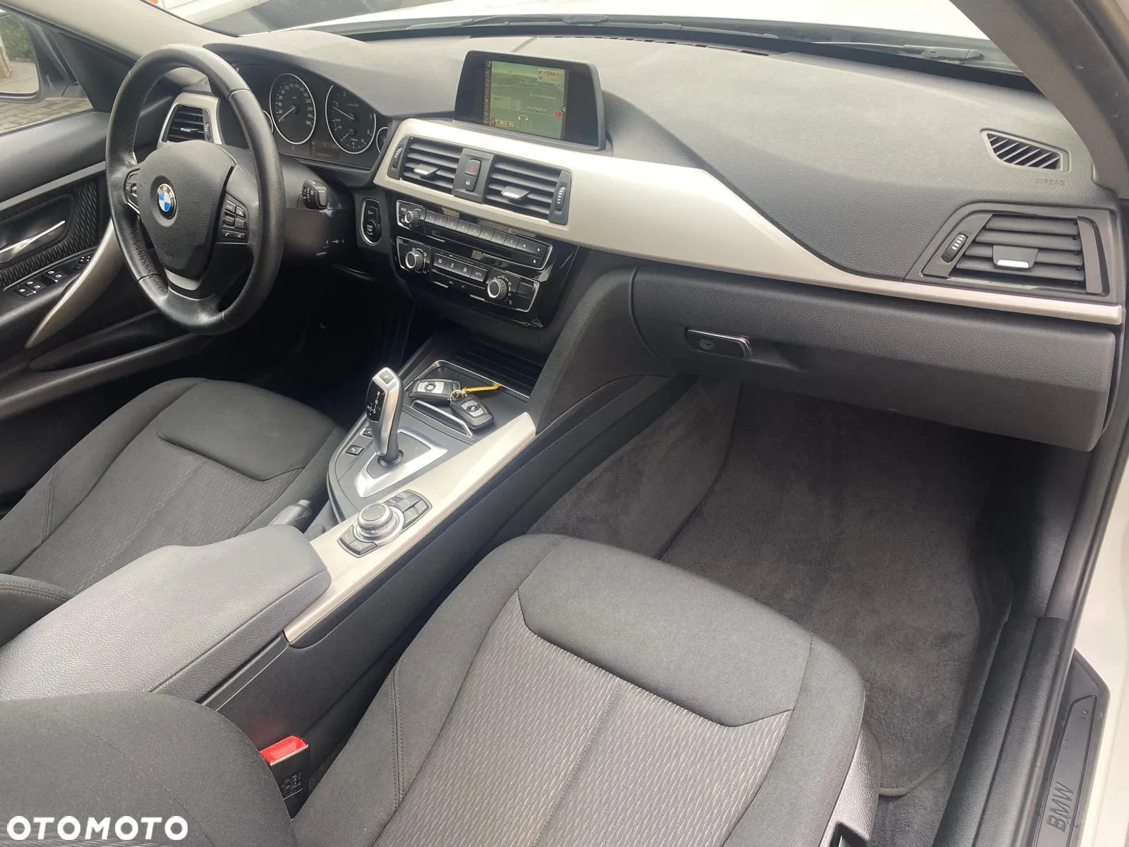 BMW Seria 3 320d Luxury Line - 30