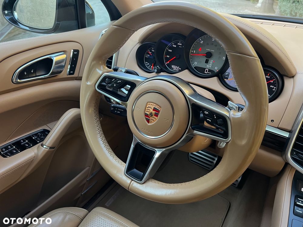 Porsche Cayenne S Diesel - 31