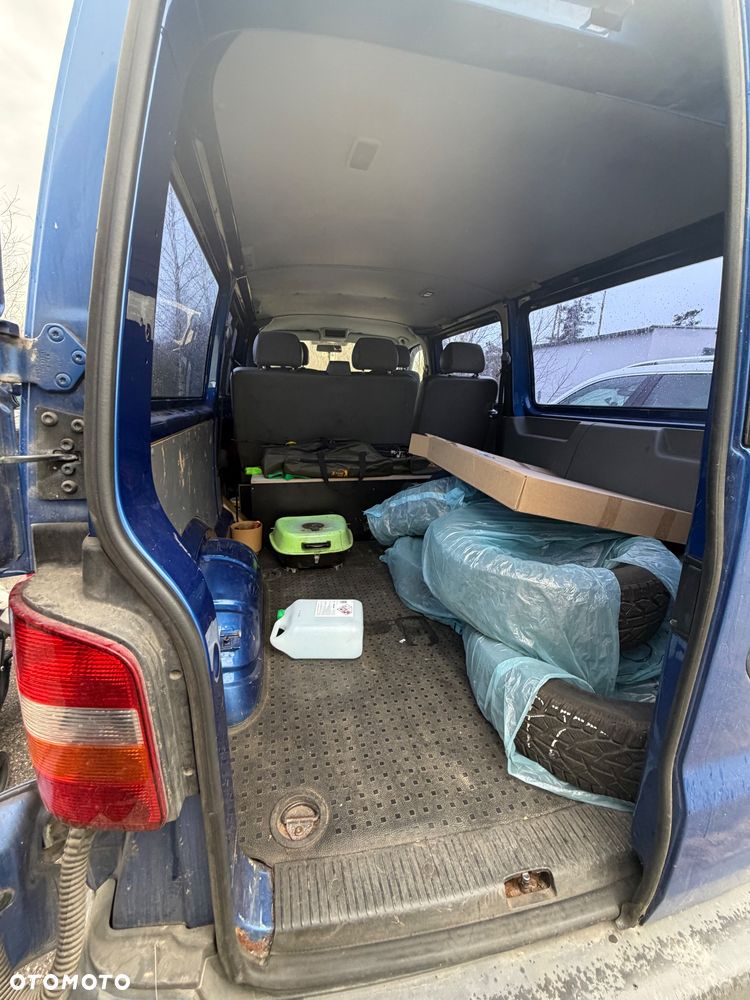 Volkswagen Transporter - 8
