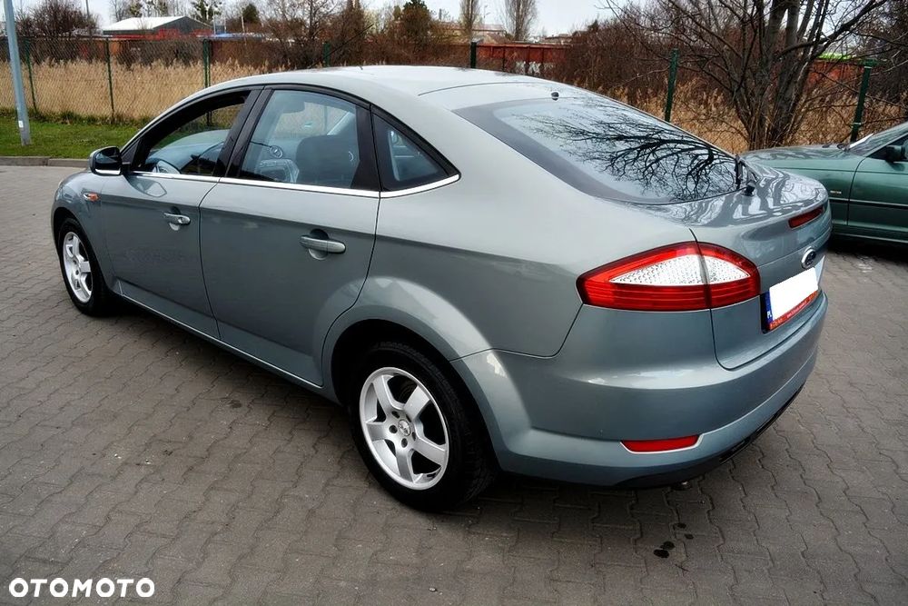 Ford Mondeo 2.0 TDCi Titanium X - 17